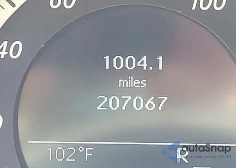 2010 Mercedes-Benz E 350 4Matic из США, поврежденный, VIN WDDHF8HB3AA180002